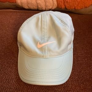 Nike Dri-Fit Golf Hat